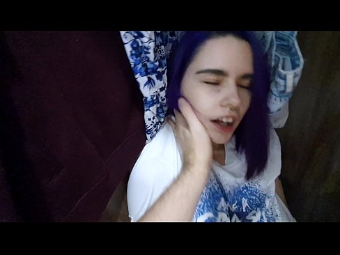 ❤️ Našel jsem svou sestru ve skříni a pomohl jí udělat se Sex video u cs.osagoassist.ru ﹏